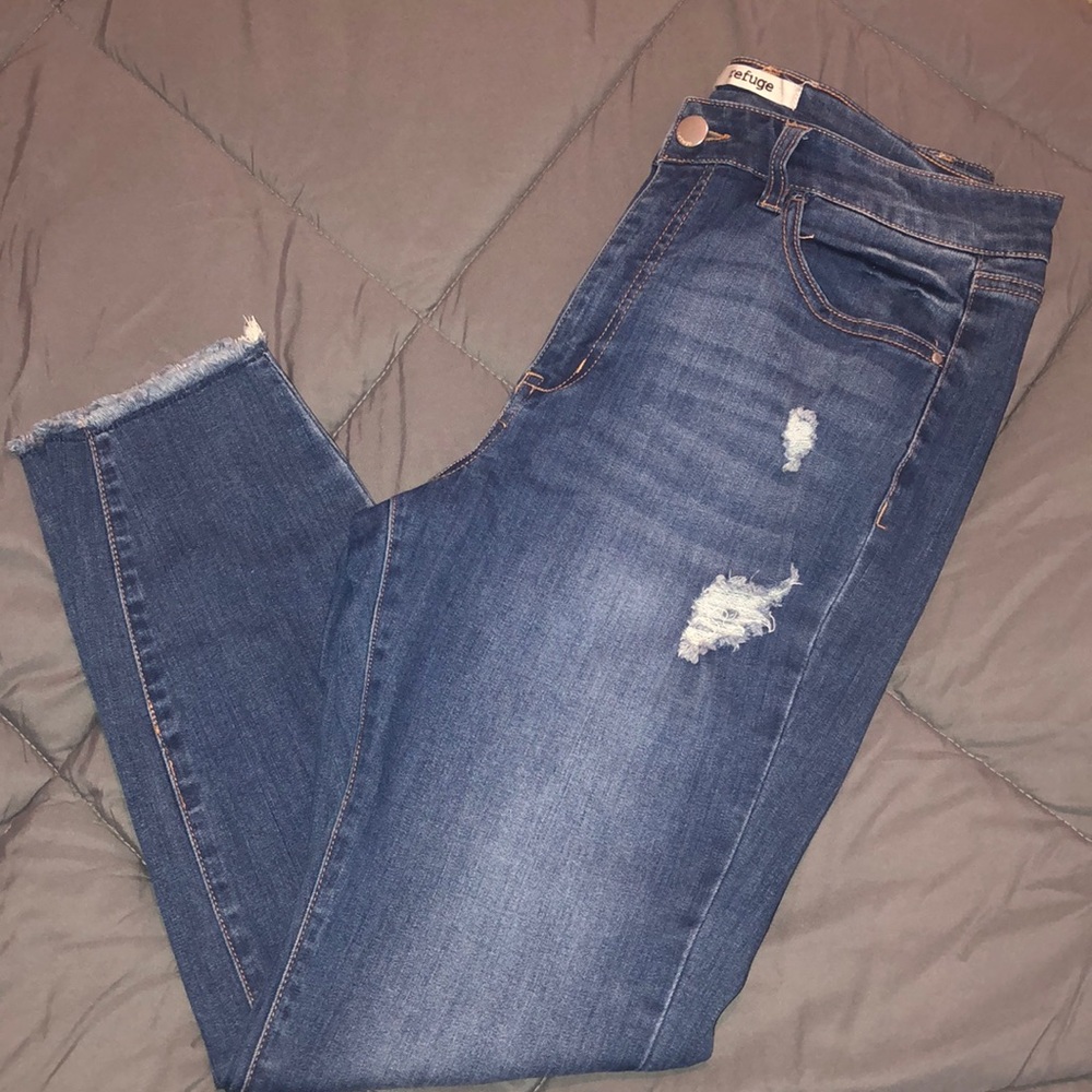 Refuge jeans, light destruction size 10
